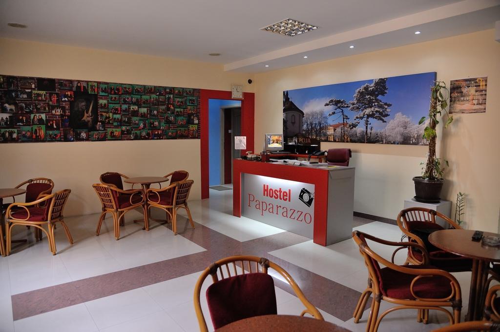 Hostel Paparazzo & Apartmens Kikinda Exterior foto