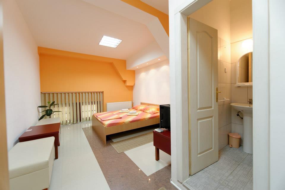 Hostel Paparazzo & Apartmens Kikinda Quarto foto